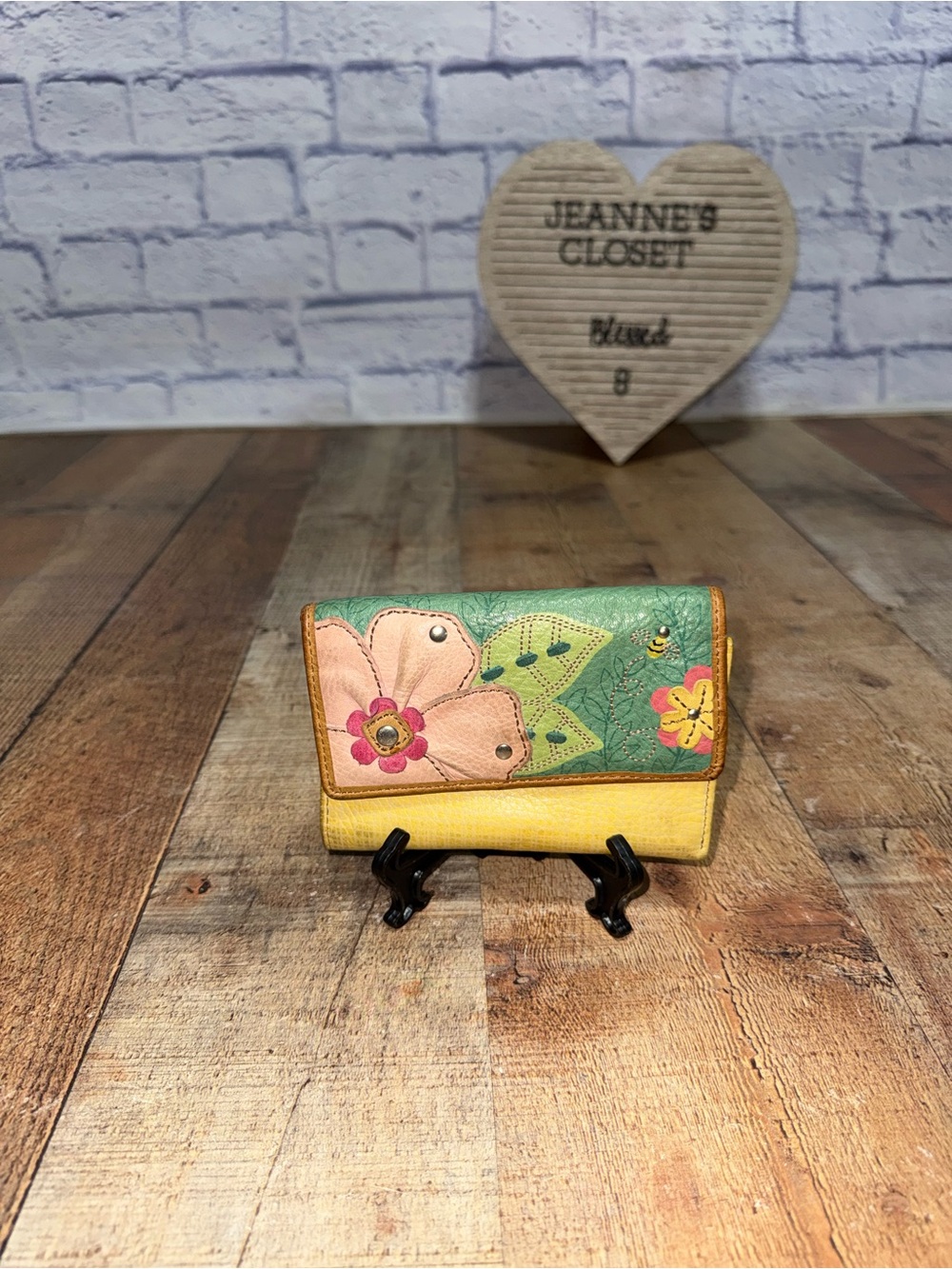Vintage fossil leather floral wallet multicolor